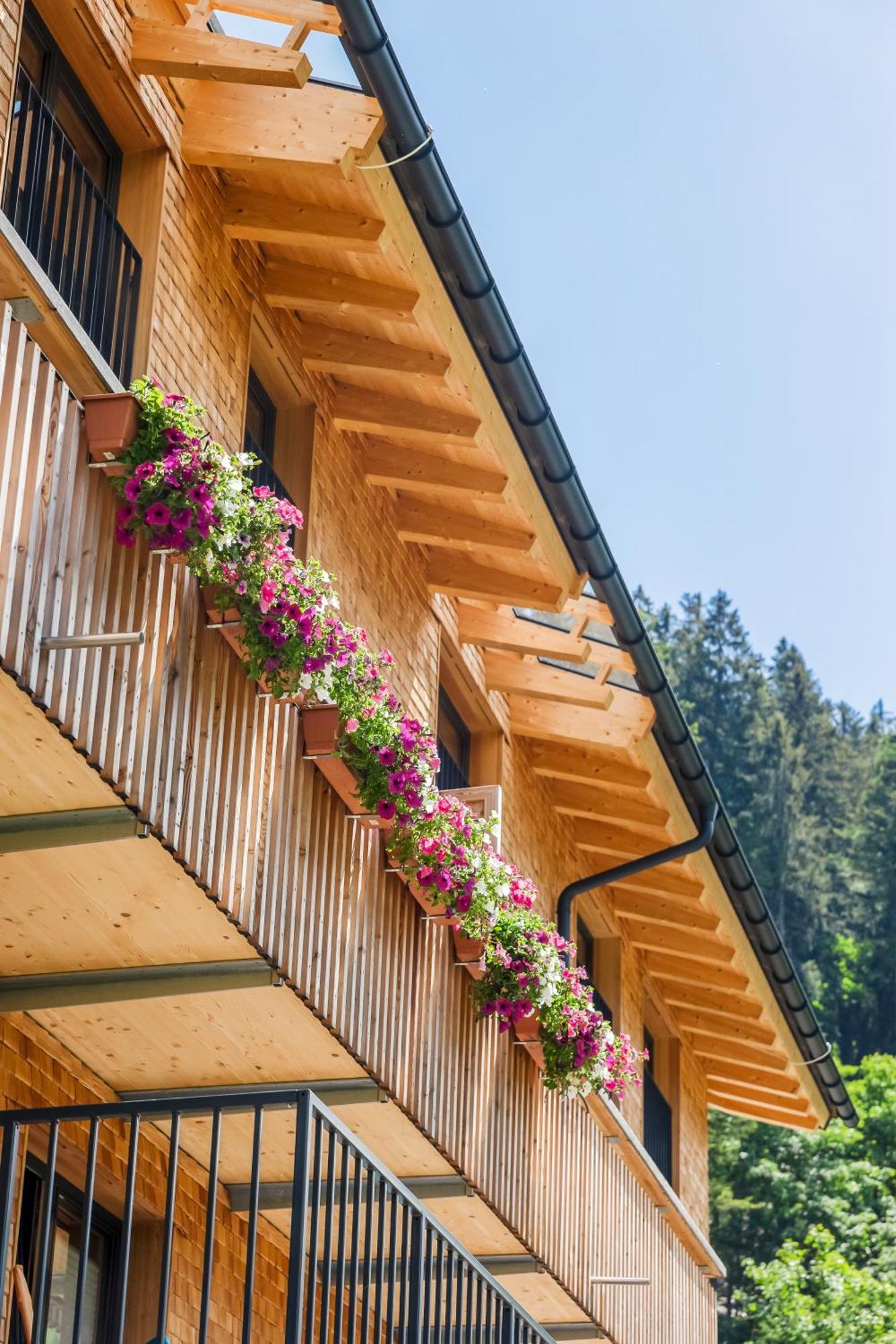 Apartment mit Balkon